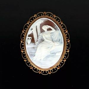 Victorian 9ct Gold Framed Shell Cameo Brooch