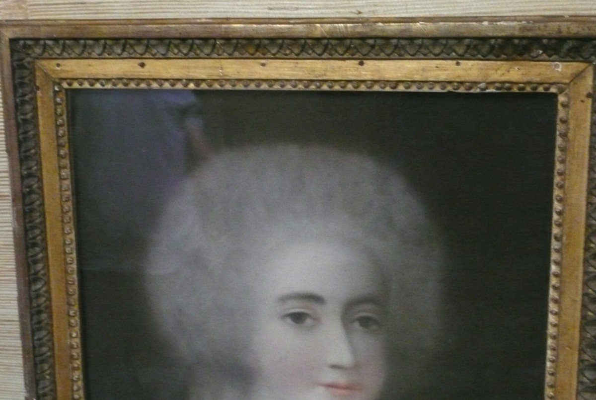 18th Century Pastel: Portrait Of Young Woman In Her Louis XVI Period Frame-photo-2