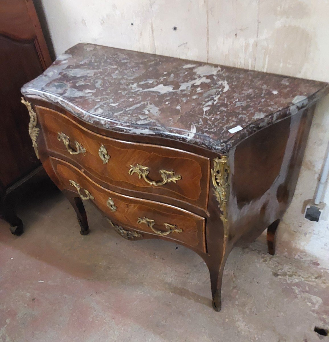 Commode  De Forme Galbee Estampillée M.roussel  Paris Epoque Louis XV.  XVIIIieme-photo-2