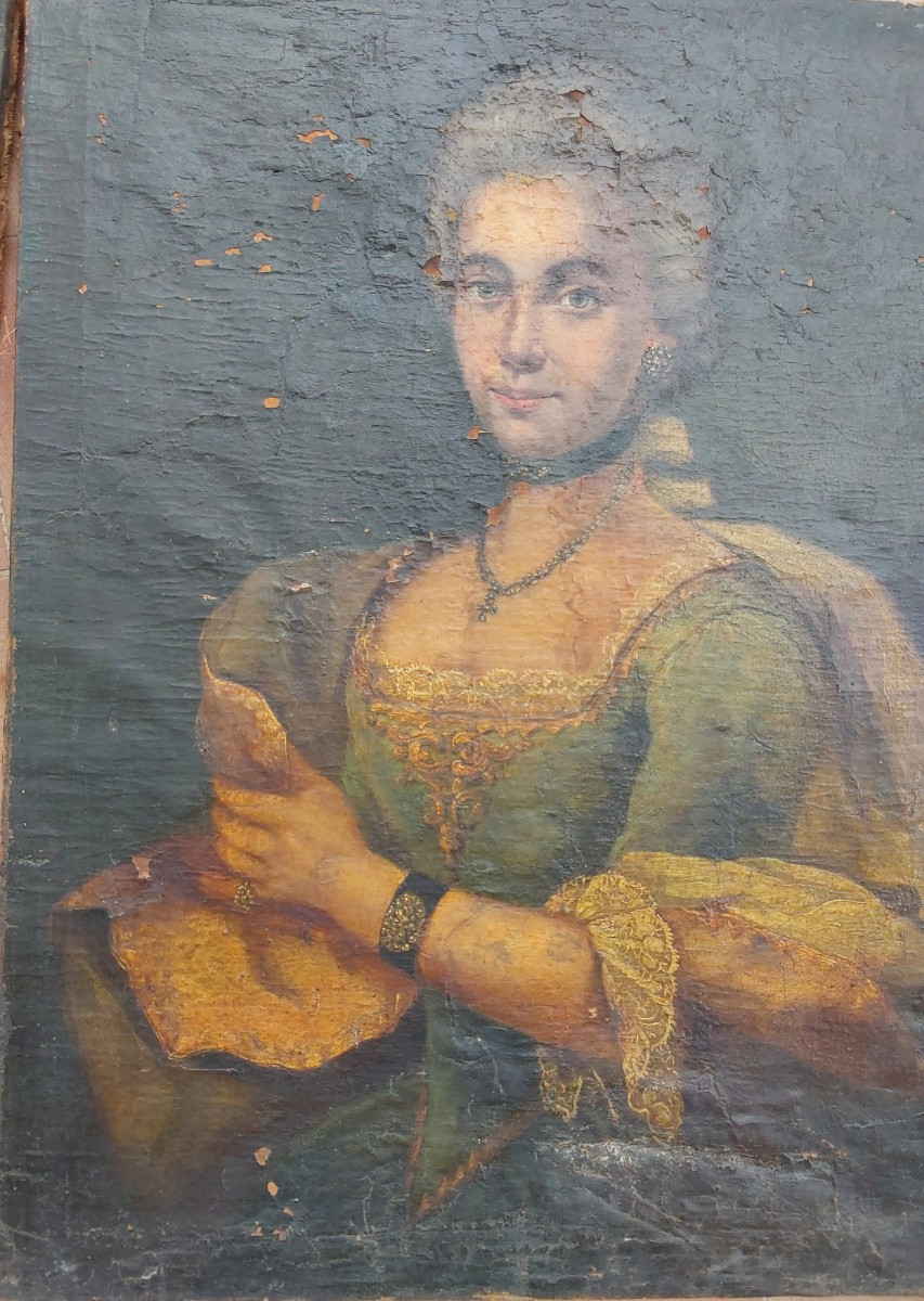 Pair Of 18th Century Portraits To Be Restored-photo-2