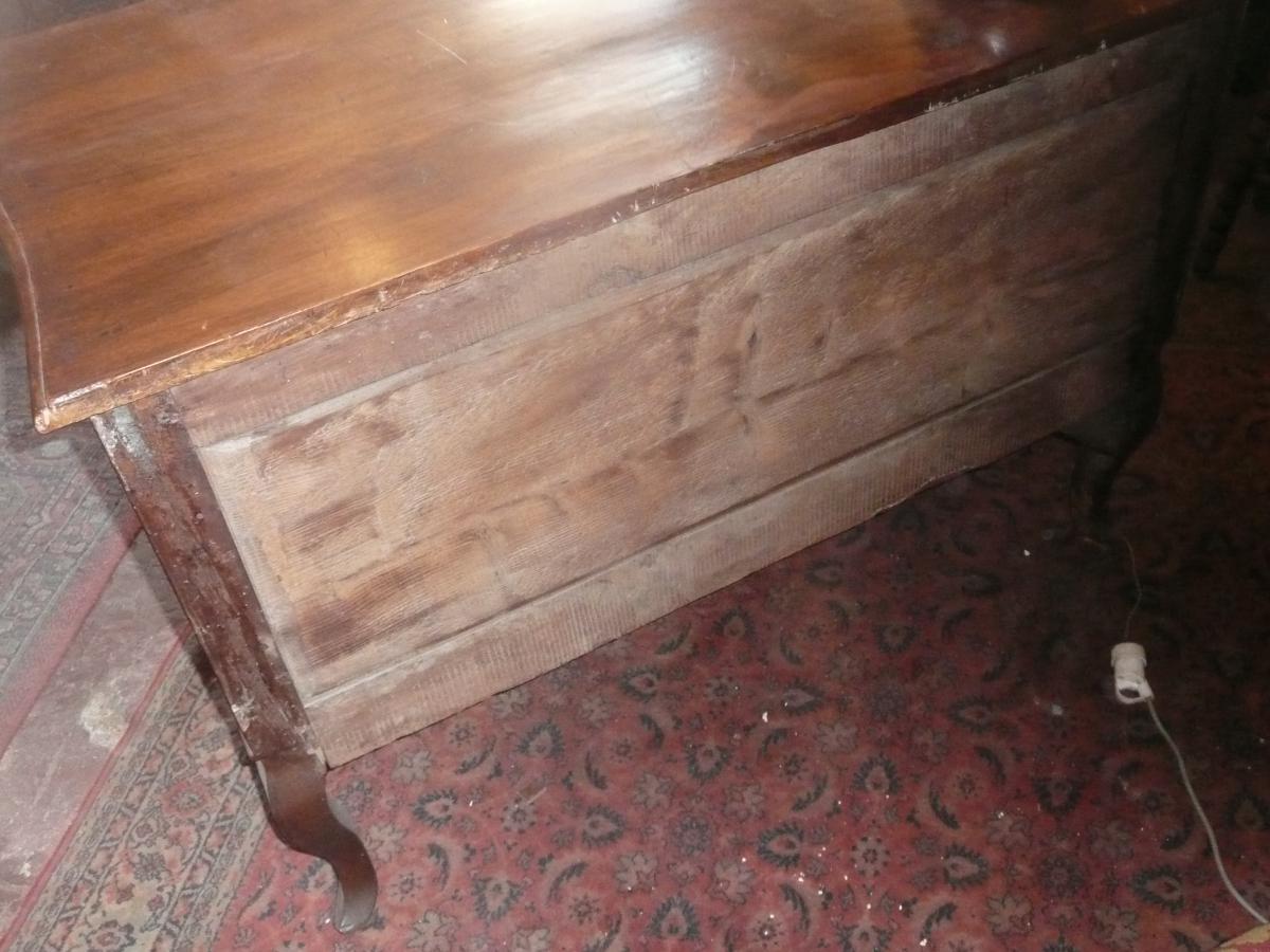 Provencale Commode In Walnut Louis 15 Curved On Three Faces With A Belt Ajourée-photo-4