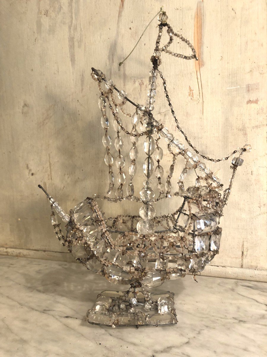 Ex Voto Bateau En Perles Et Pampilles De Verres XIX&deg; Si&egrave;cle 