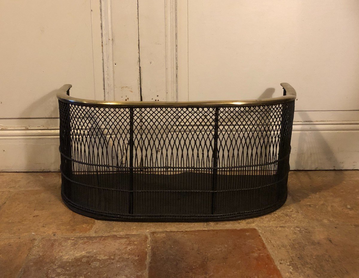 Small Fire Screen In Wire And Bronze 19th Century 