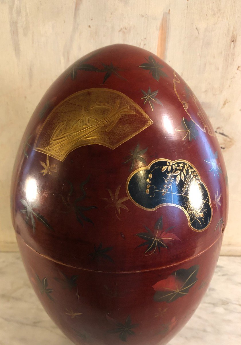 Large Egg In Red And Gold Lacquer Japan Circa 1900-photo-2