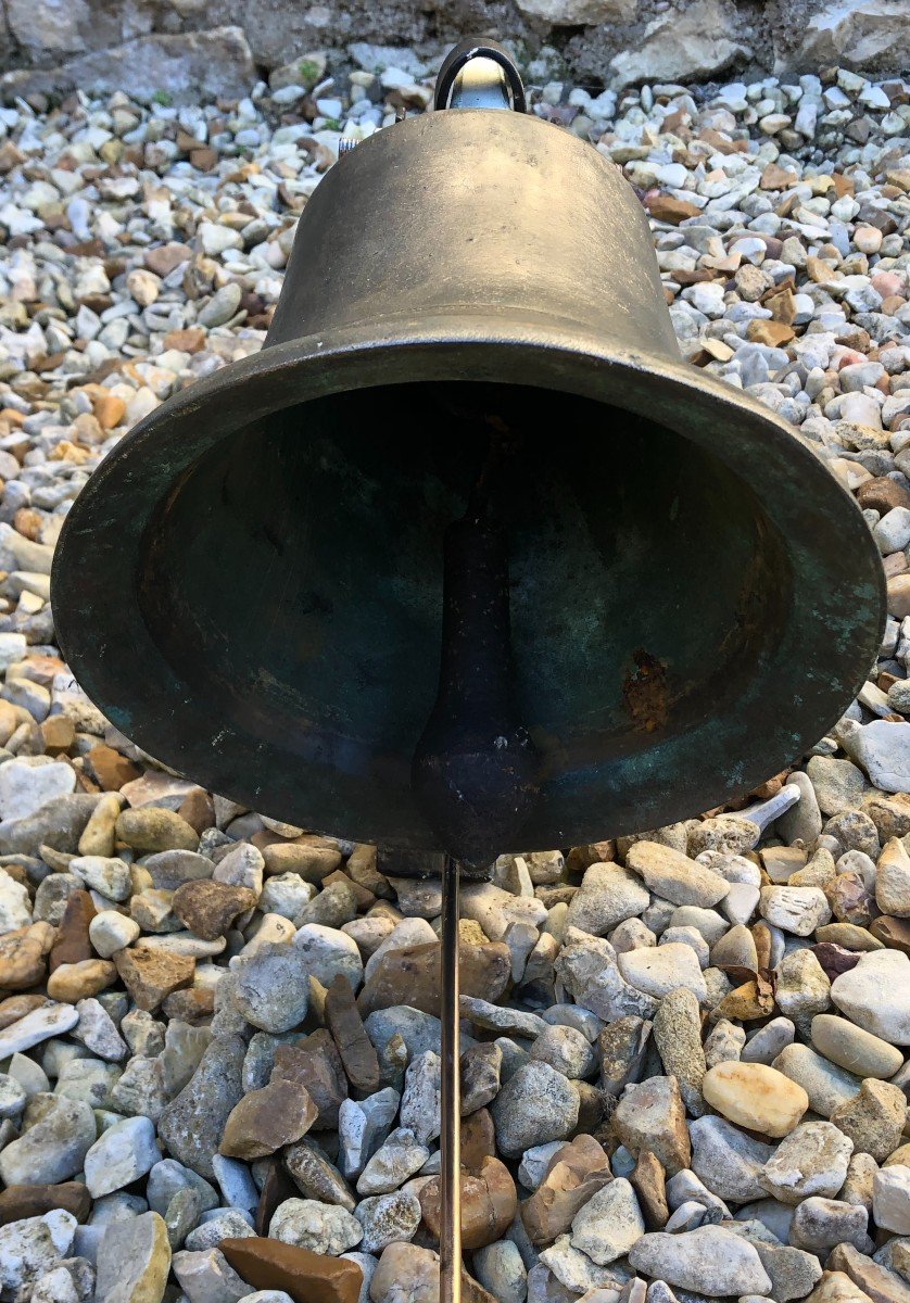 Cloche De Propriété Et Sa Main De Tirage En Bronze XIX° Siècle -photo-2