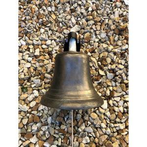 Cloche De Propriété Et Sa Main De Tirage En Bronze XIX° Siècle 