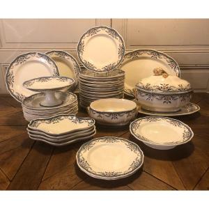 Keller & Guérin Lunéville "old Rouen" 50-piece Dinner Service 