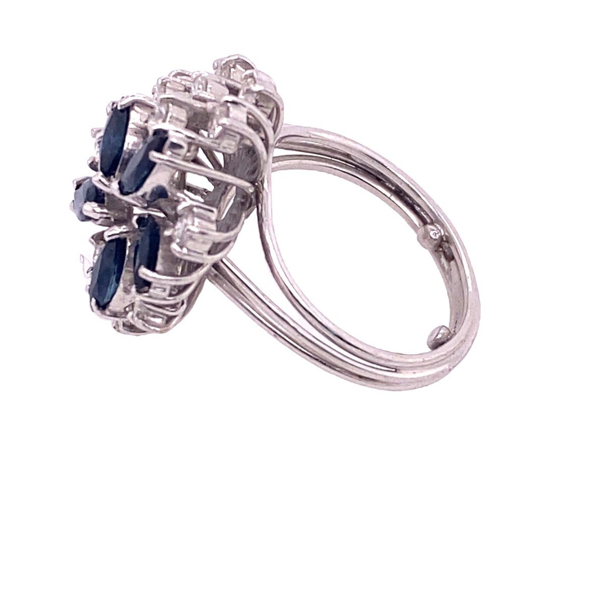 18ct White Gold Diamond & Sapphire Dress Ring, 0.75ct Of Diamonds-photo-3
