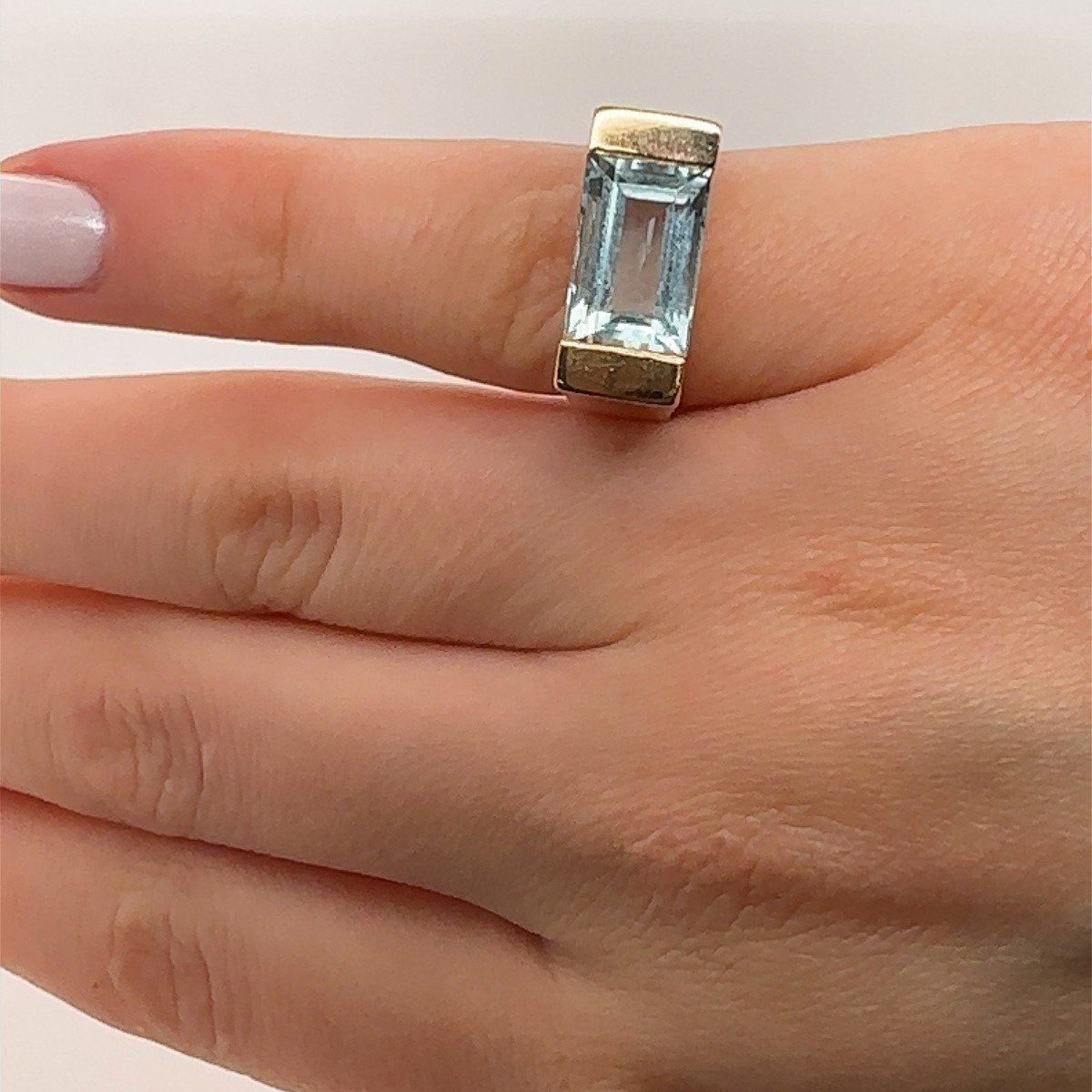 Vintage 18ct Rose Gold Ring, Set With Emerald Cut 3.0ct Shape Aquamarine-photo-3