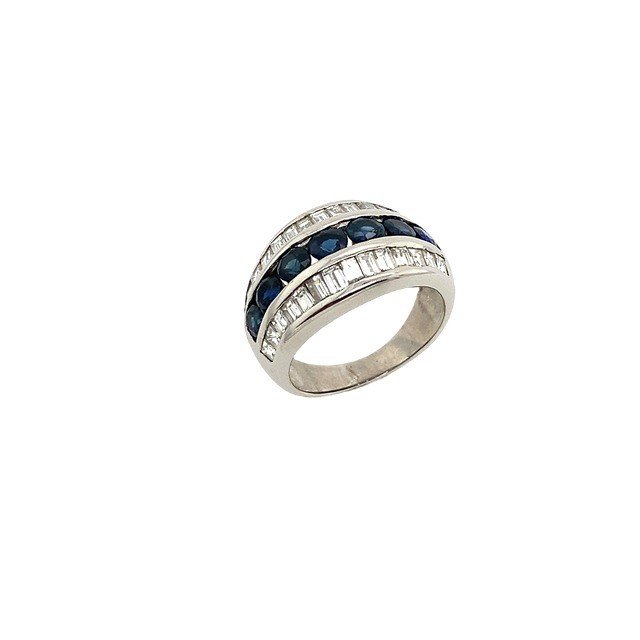 18ct White Gold Round Sapphire & Baguette Diamond Turban Ring, 1.0ct Diamonds-photo-2