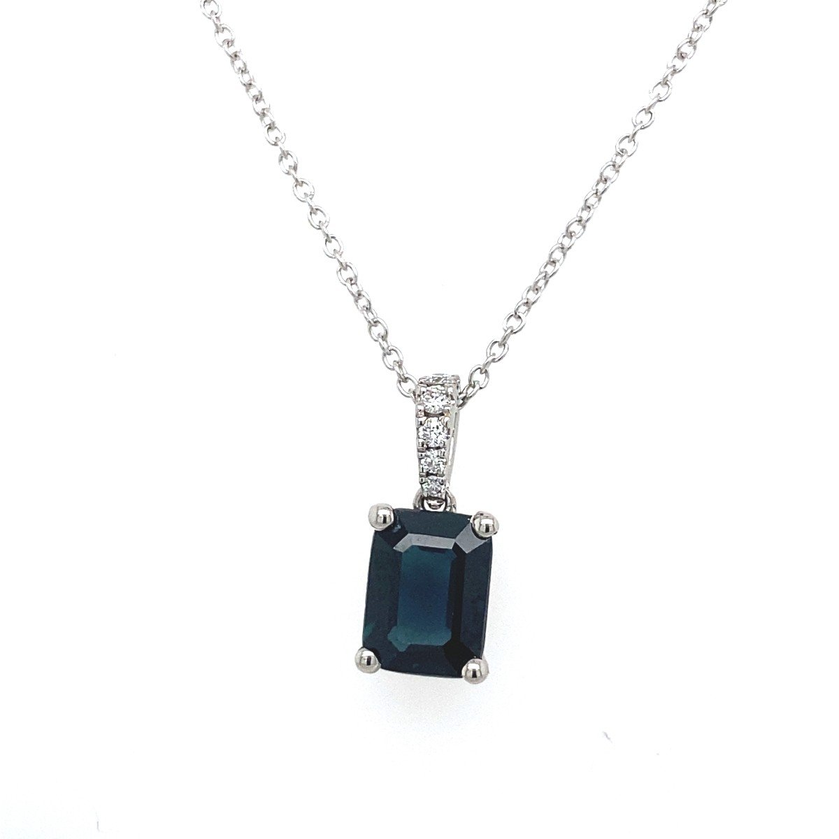 1.86 Ct Emerald Cut Natural Sapphire Pendant In 18k White Gold, With 0.06 Ct Diam