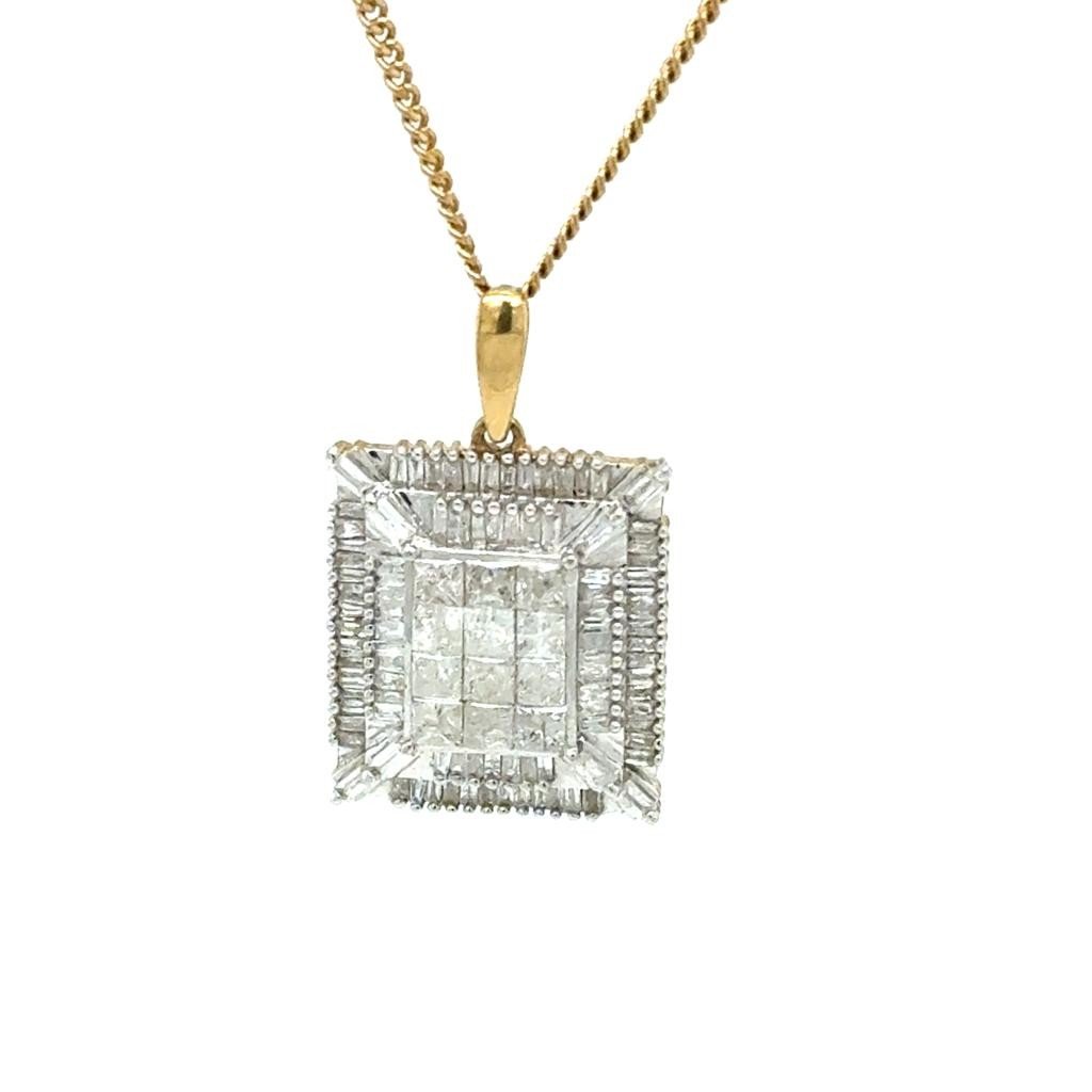 Rectangular Pendant Set With A Baguette And A Princess Cut Diamond With 1.0 Ct Of G/