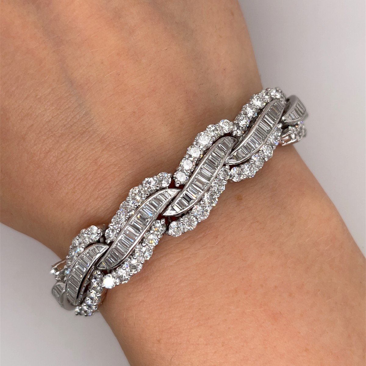 12.0 Ct Art Deco Diamond Bracelet Set In Platinum-photo-2