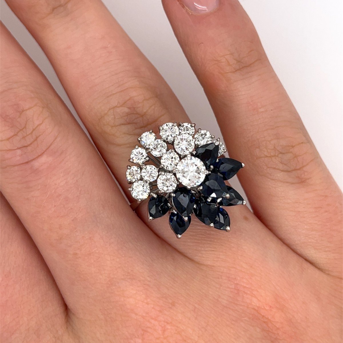 Diamond And Sapphire Cluster Ring, Set In 18k White Gold-photo-2