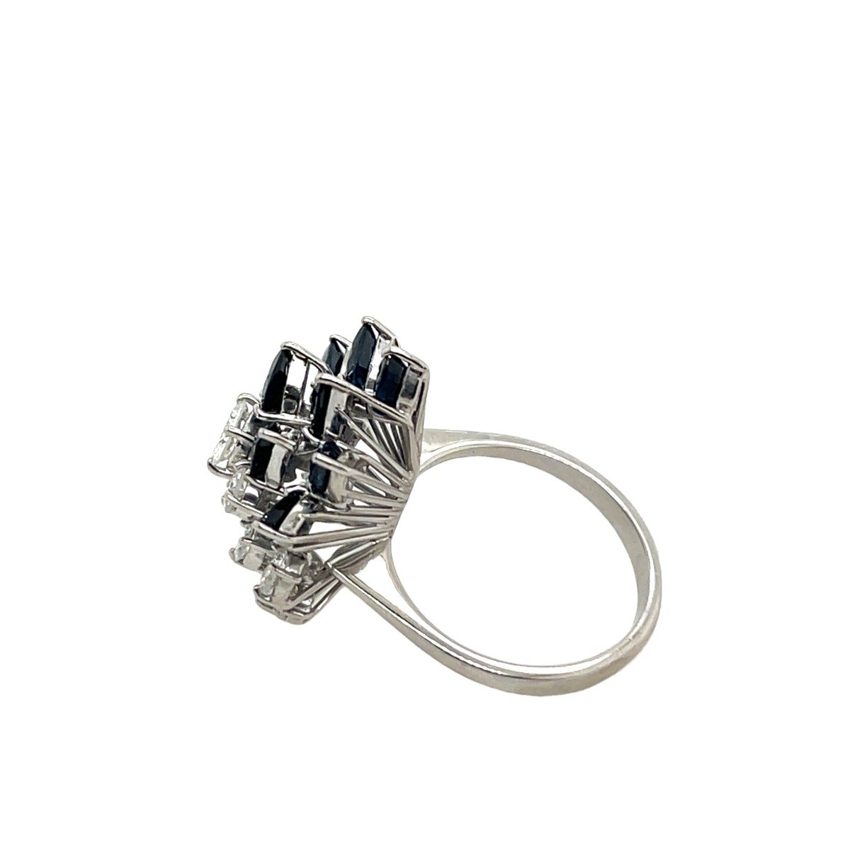 Bague Cluster Diamants Et Saphirs, Sertie Sur Or Blanc 18 Carats-photo-4