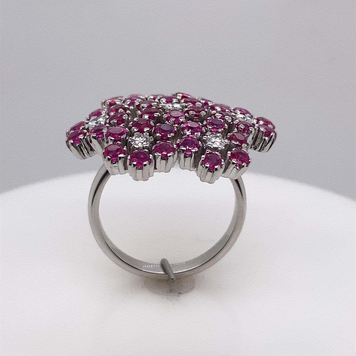 Ruby And Diamond Snowflake Motif Ring, Set With 7 Round Diamonds And 42 Rubies-photo-2