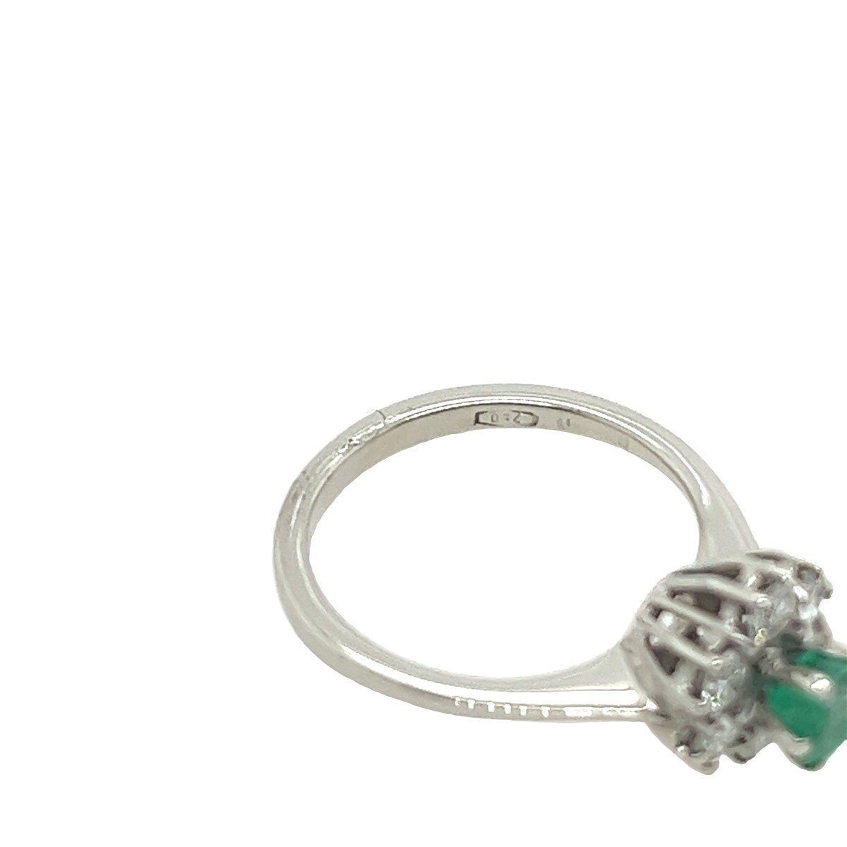 18k White Gold Emerald And Diamond Ring-photo-1