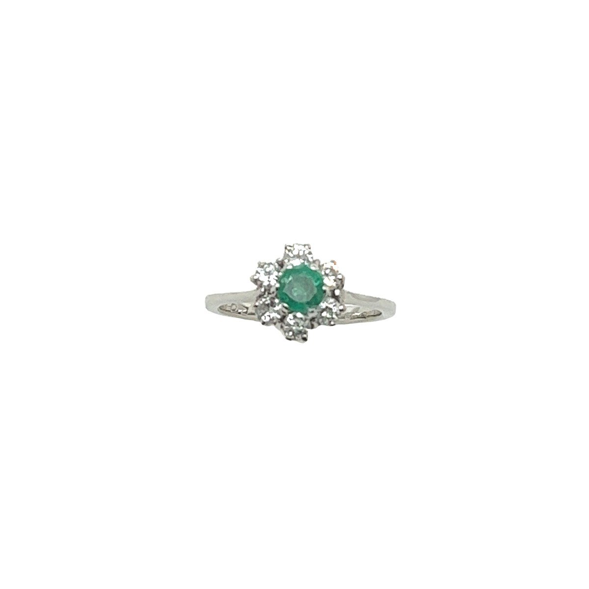 18k White Gold Emerald And Diamond Ring