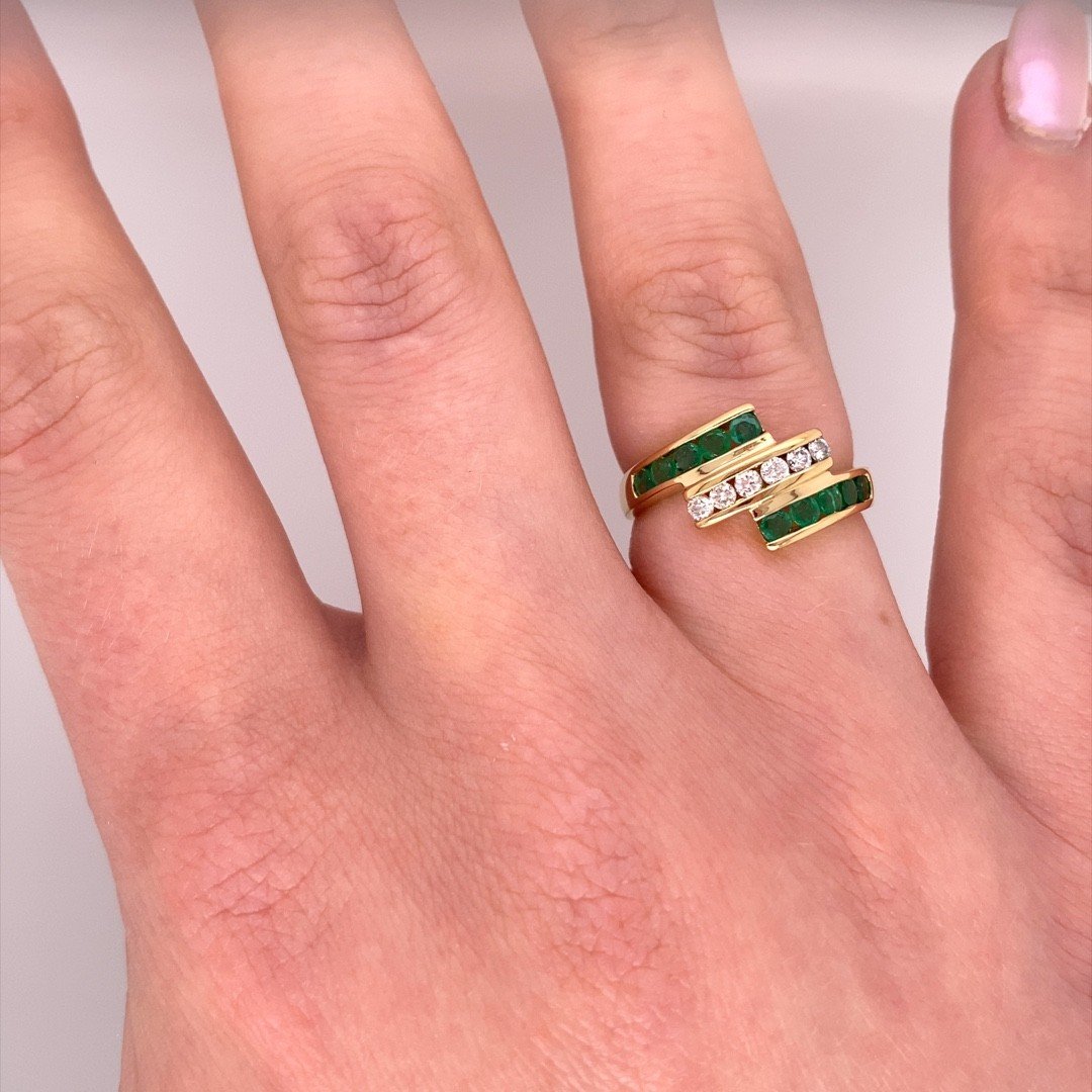 3 Row Ring Set With Emerald And Diamonds, In 18k Yellow Gold-photo-4