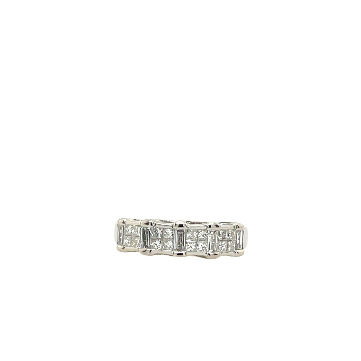 Bague Vintage En Or Blanc 18 Carats Et Diamants Princesse Et Baguette De 0,90 Ct