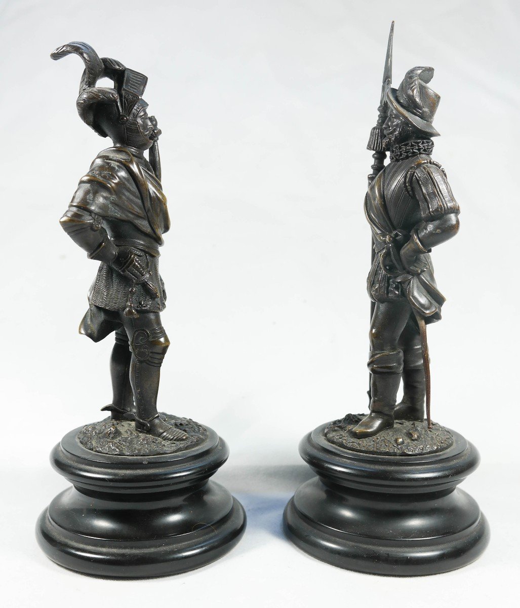 Paire De Soldats  En Armure, Sculptures En Bronze-photo-2