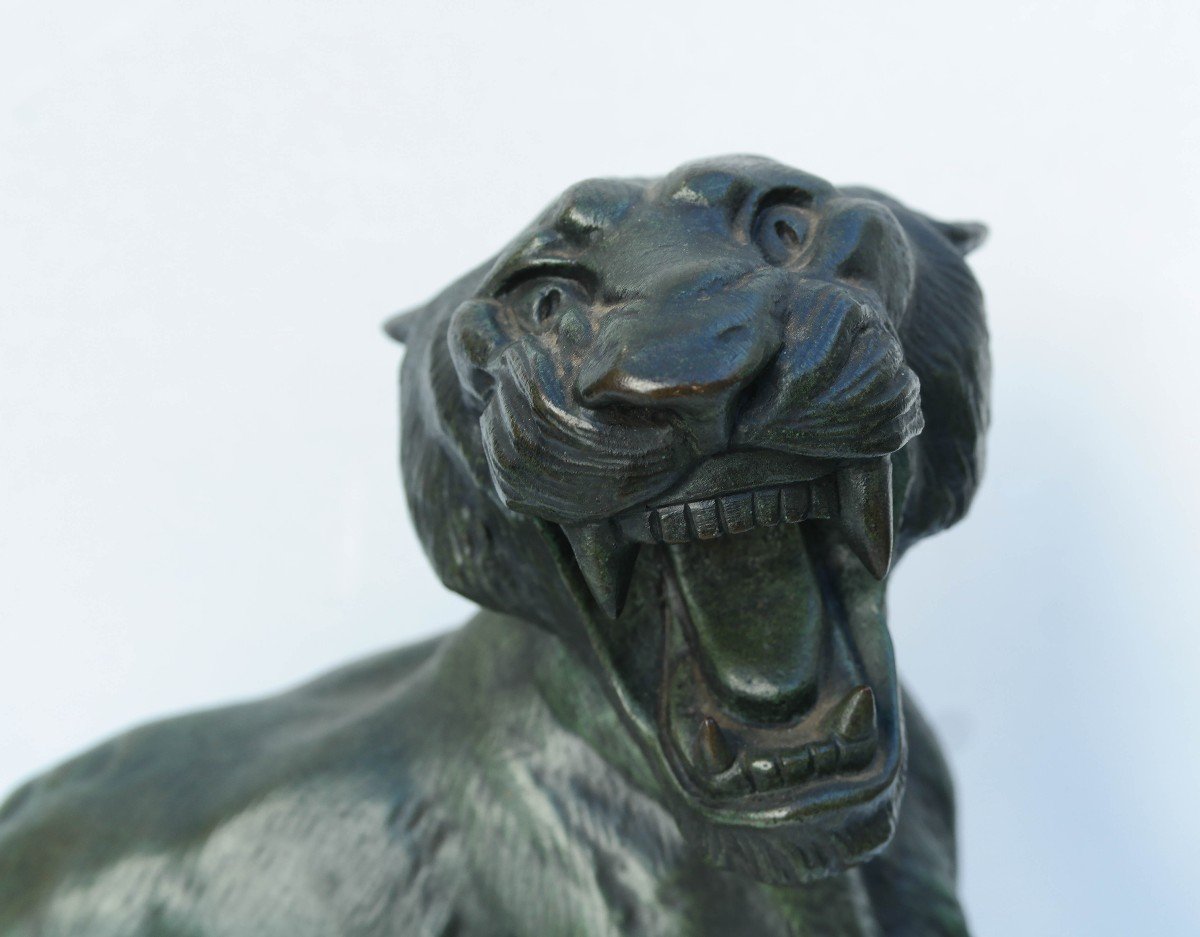 Roaring Lioness Bronze Sculpture Signed Cartier-photo-2