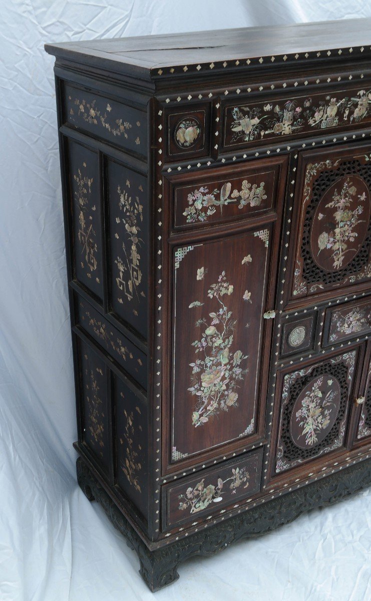 Indochinese Cabinet In Ironwood With Mother-of-pearl Inlays-photo-3