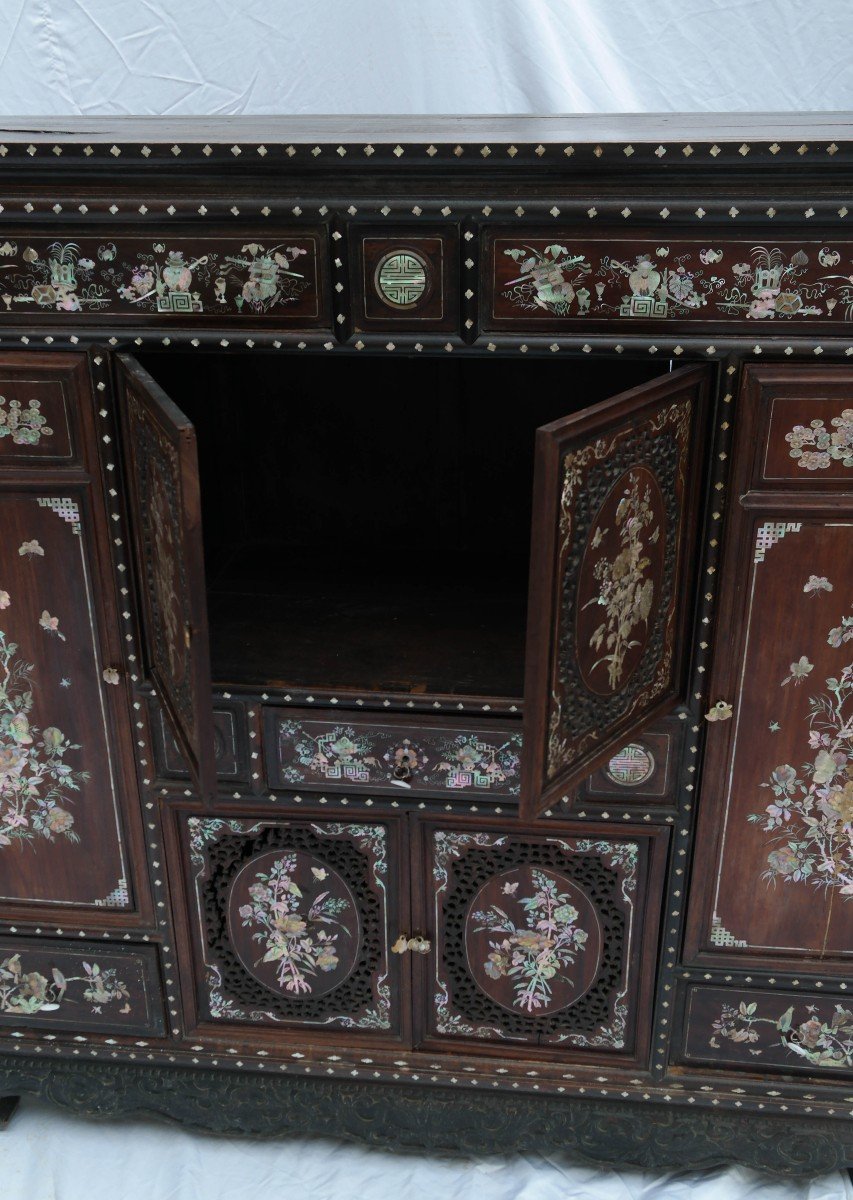 Indochinese Cabinet In Ironwood With Mother-of-pearl Inlays-photo-2