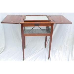 Serving Table With Mechanism