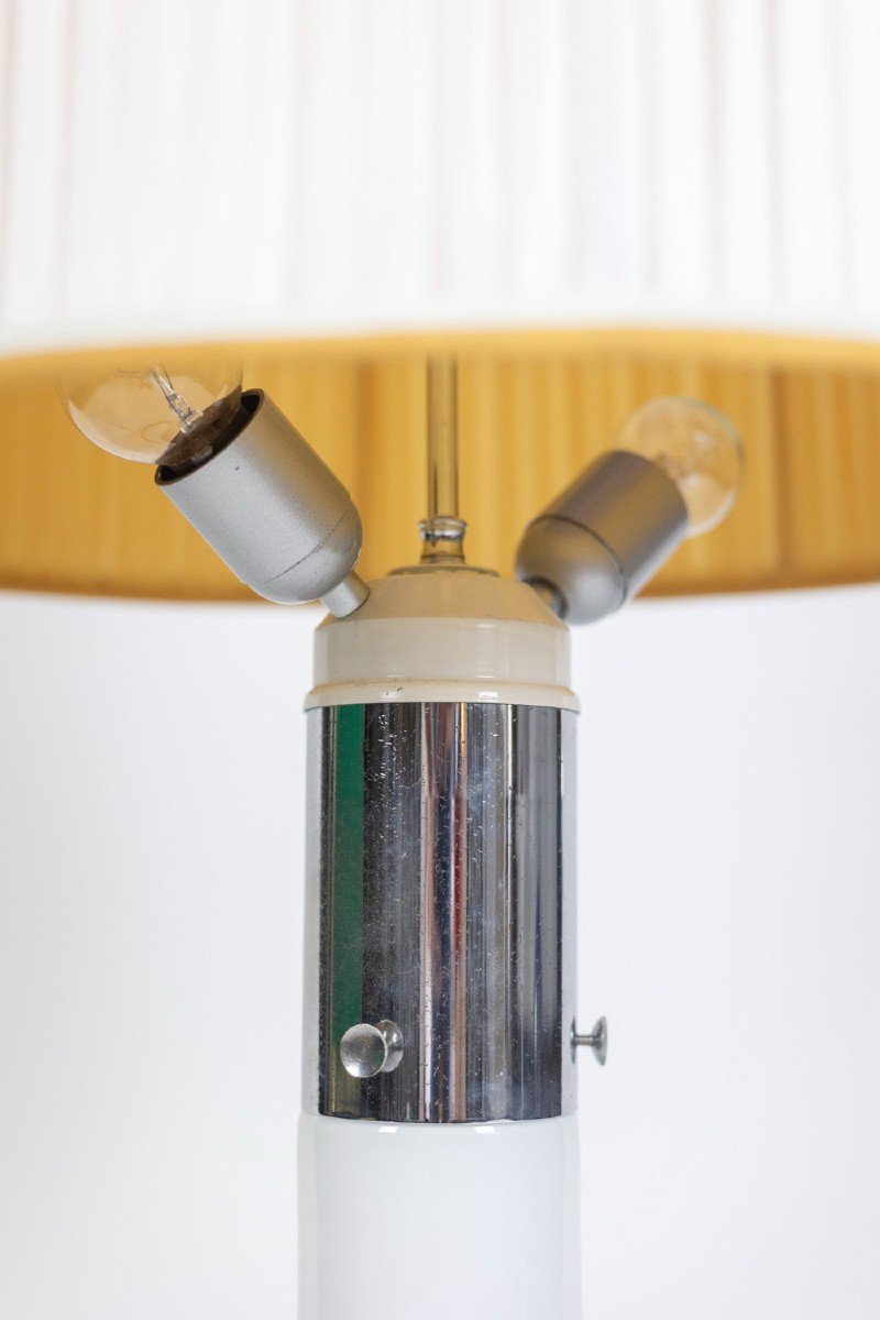 White Glass Lamp Decorated With A Brown And Yellow Spiral, 1970s-photo-3