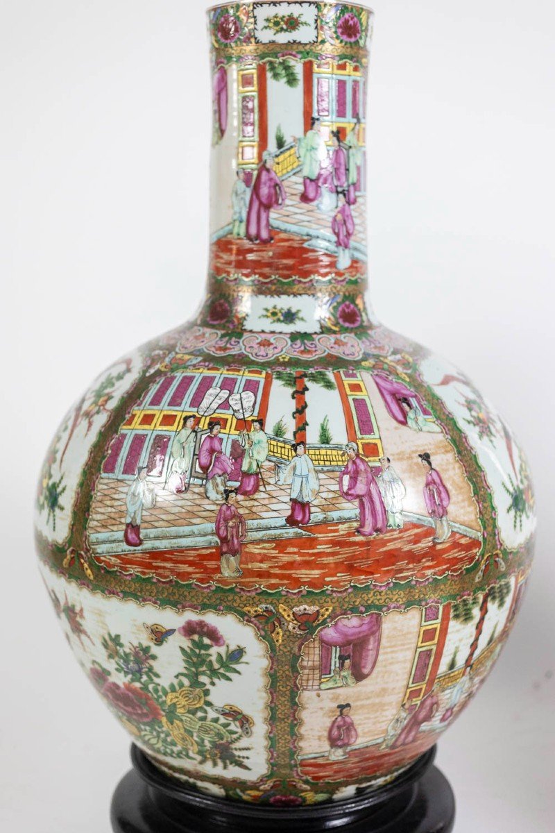 Pair Of Canton Porcelain Vases. Circa 1950.-photo-8