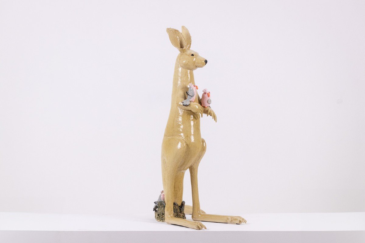 Valérie Courtet. Ceramic Kangaroo. Contemporary Work.-photo-2