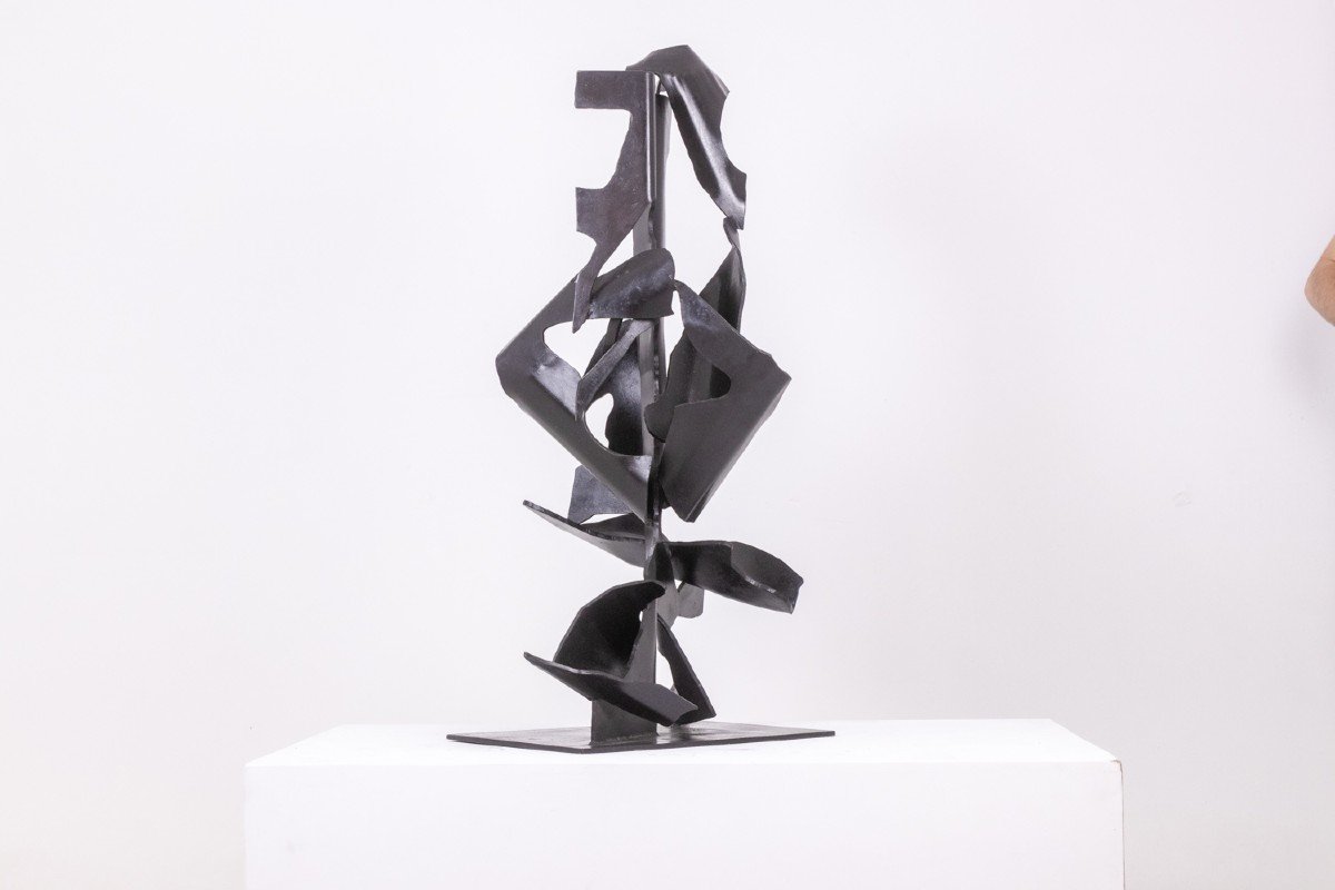 Jean Campa. Vertical Sculpture In Patinated Metal. 1980s. Ls62151309p-photo-2