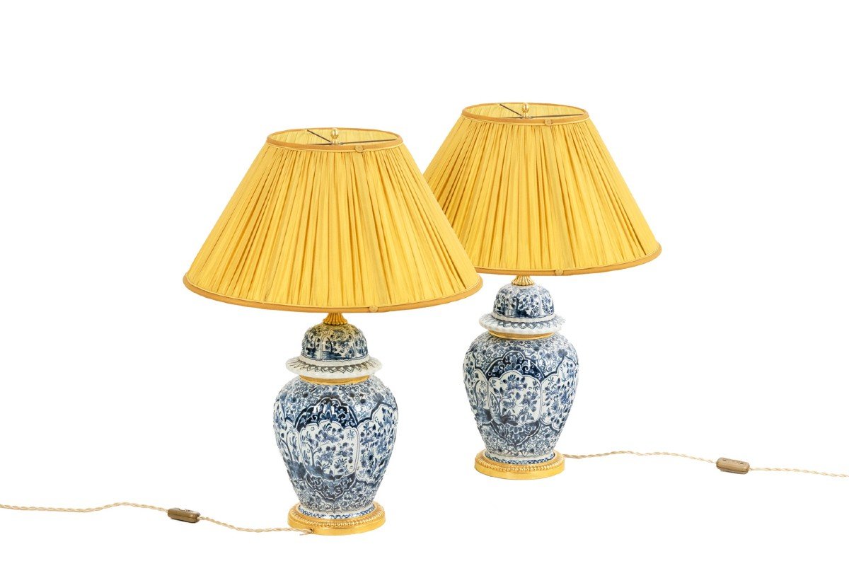 Paire De Lampes En Faïence De Delft Et Bronze, Circa 1880, LS5081839