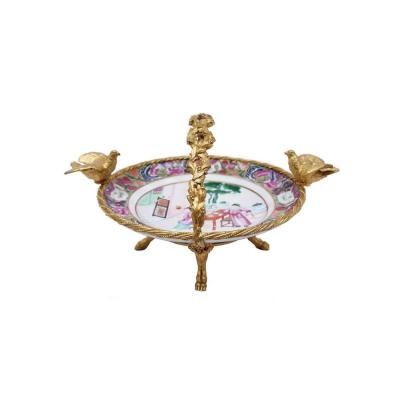 Assiette En Porcelaine De Canton Et Monture En Bronze Doré, Fin XIXe Siècle - LS242061