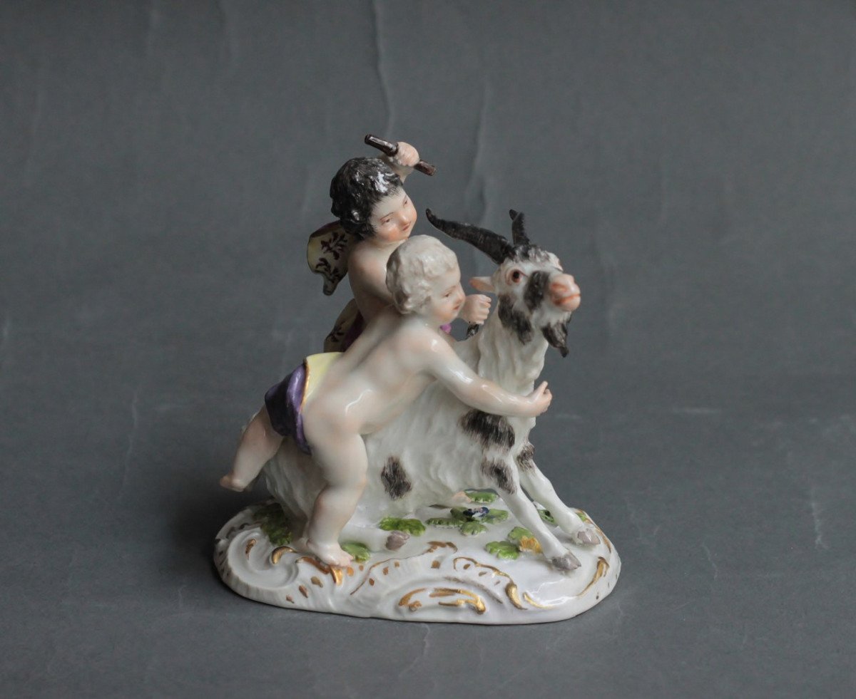 Meissen Porcelain Group Of Children Playing With A Goat, Circa 1755, 18th Century.