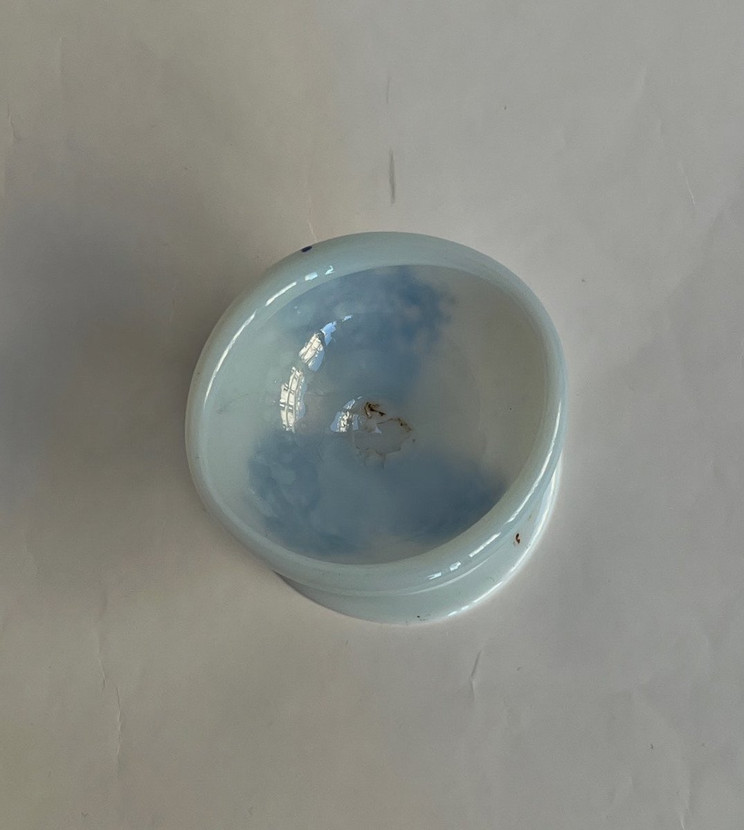 Saleron Sur Piédouche En Verre Opalin Blanc Tacheté De Bleu, Atelier Nivernais, Fin 17e Siècle-photo-3