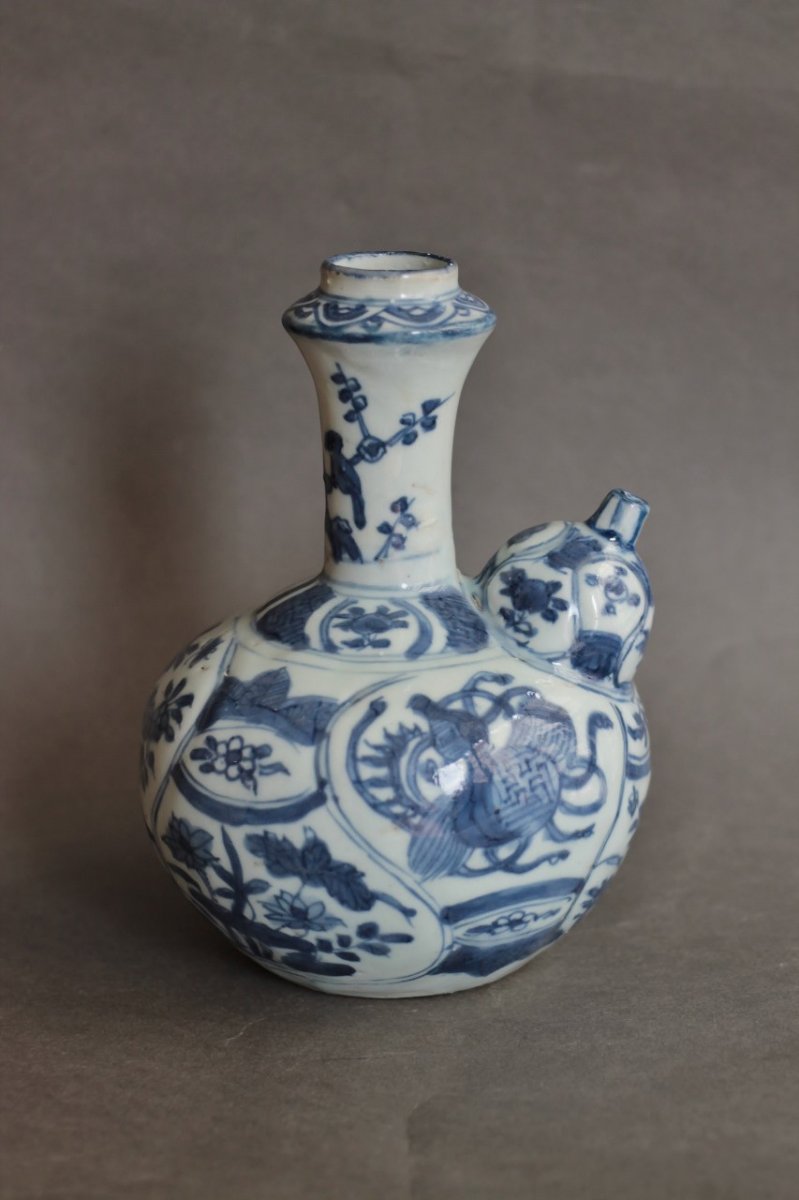 Chinese Porcelain Kendi-photo-2