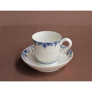Cup And Saucer In Soft Porcelain From Saint-cloud, 18th Century.