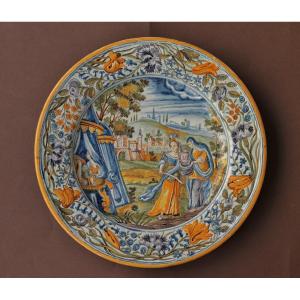 Naples Or Castelli, Dish With "a Istoriato" Decor Representing Judith And Holofernes. 17th Century.