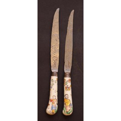 Chantilly Pair Of Knives.