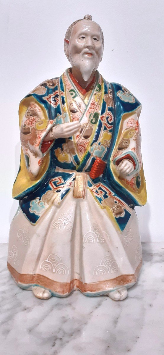 Pair Of Japanese Porcelain Statuettes Representing 2 Masked Theater Actors. 