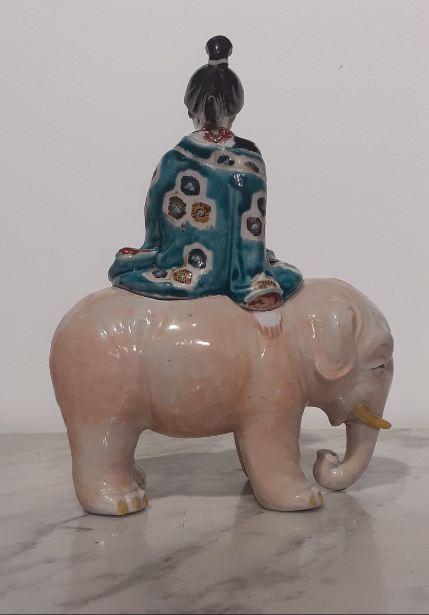 Japanese Porcelain Box, Young Woman Sitting On An Elephant.19th Century-photo-3