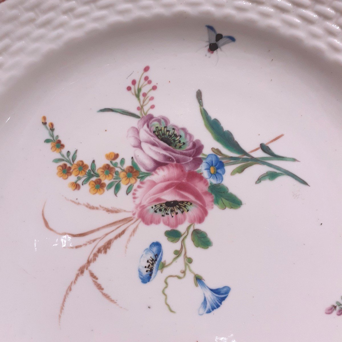 Rare paire d assiette en porcelaine tendre de Chantilly 18 Eme Siecle-photo-2