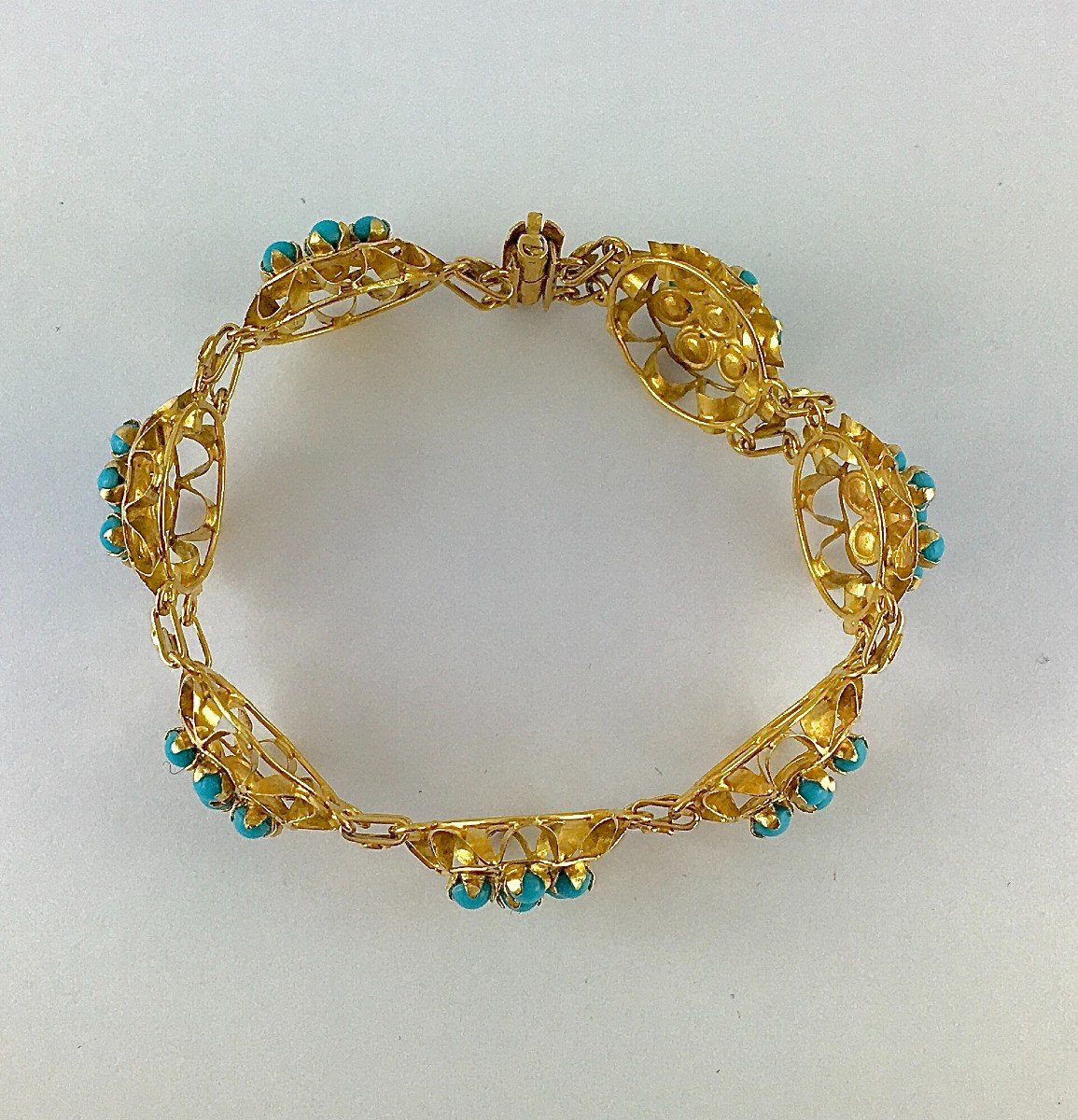 Bracelet Manchette Souple De Collerettes  Avec Turquoises Cabochons Sur Or Jaune-photo-3