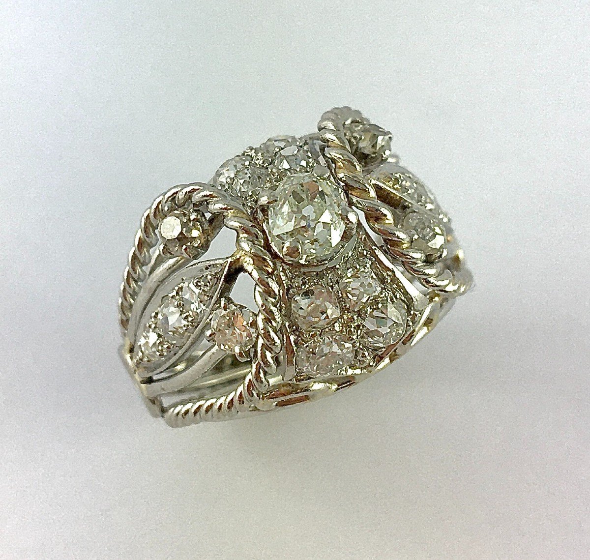 Vintage Openwork Dome Ball Diamond Ring On Platinum-photo-2