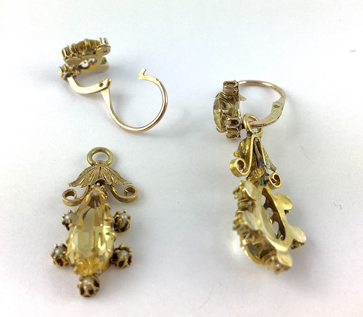 Boucles d'Oreilles Pendants Citrines Et Perles Fines Sur Or Jaune Napoléon III-photo-1