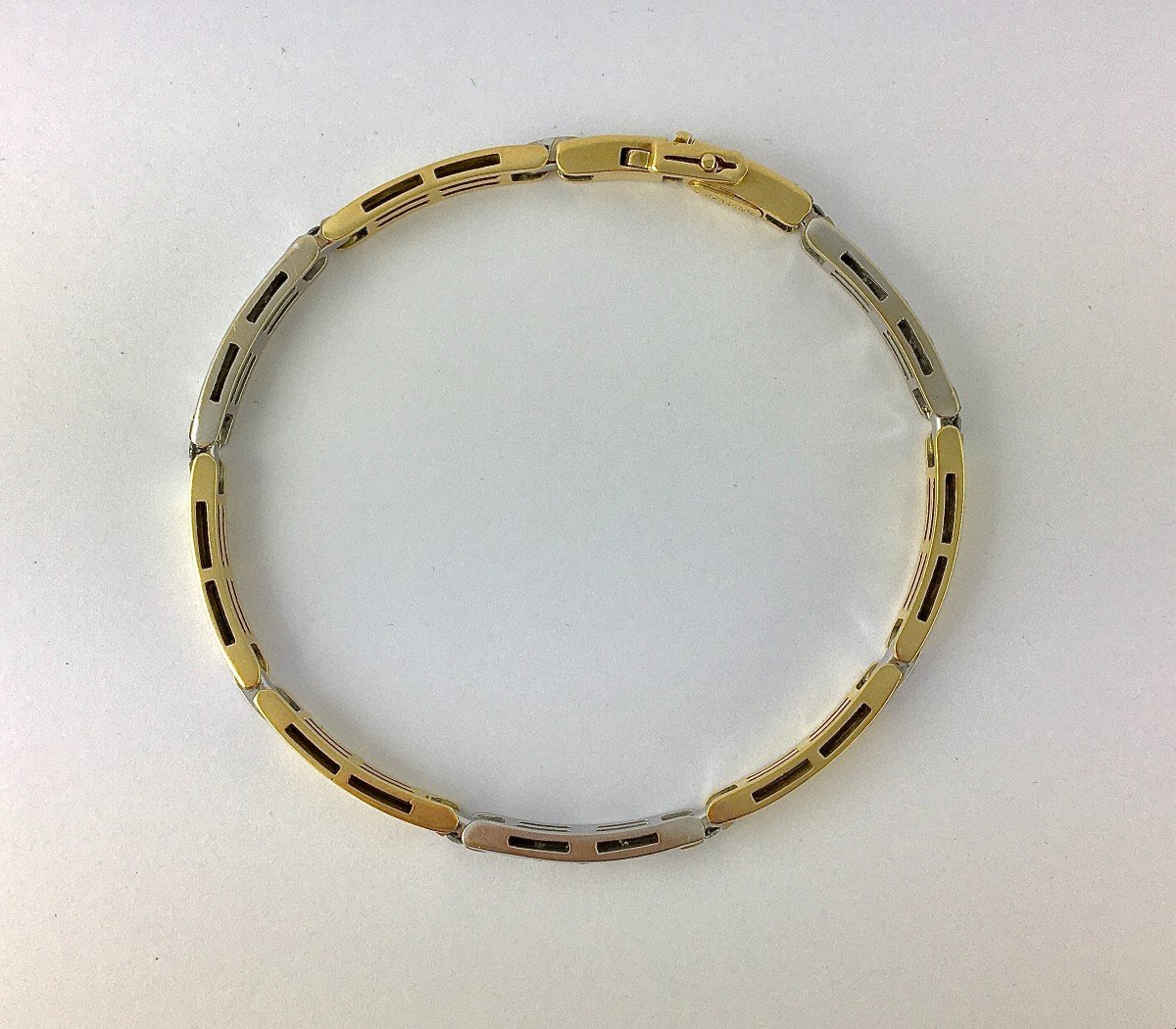 Bracelet Line Of Diamond Bars On White Gold And Yellow Gold Bars-photo-4