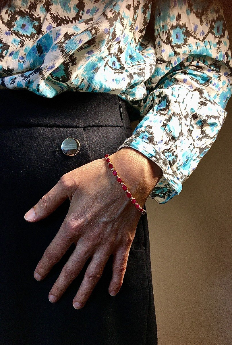 Bracelet Ligne  De Rubis Et Diamants Sur Or Jaune-photo-4