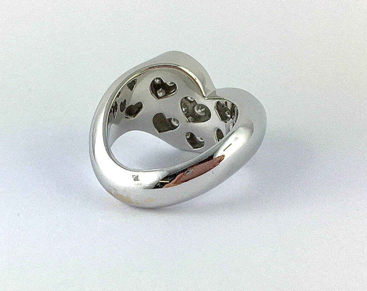 Heart Shaped Signet Ring Paved With Brilliant Cut Diamonds On White Gold-photo-6